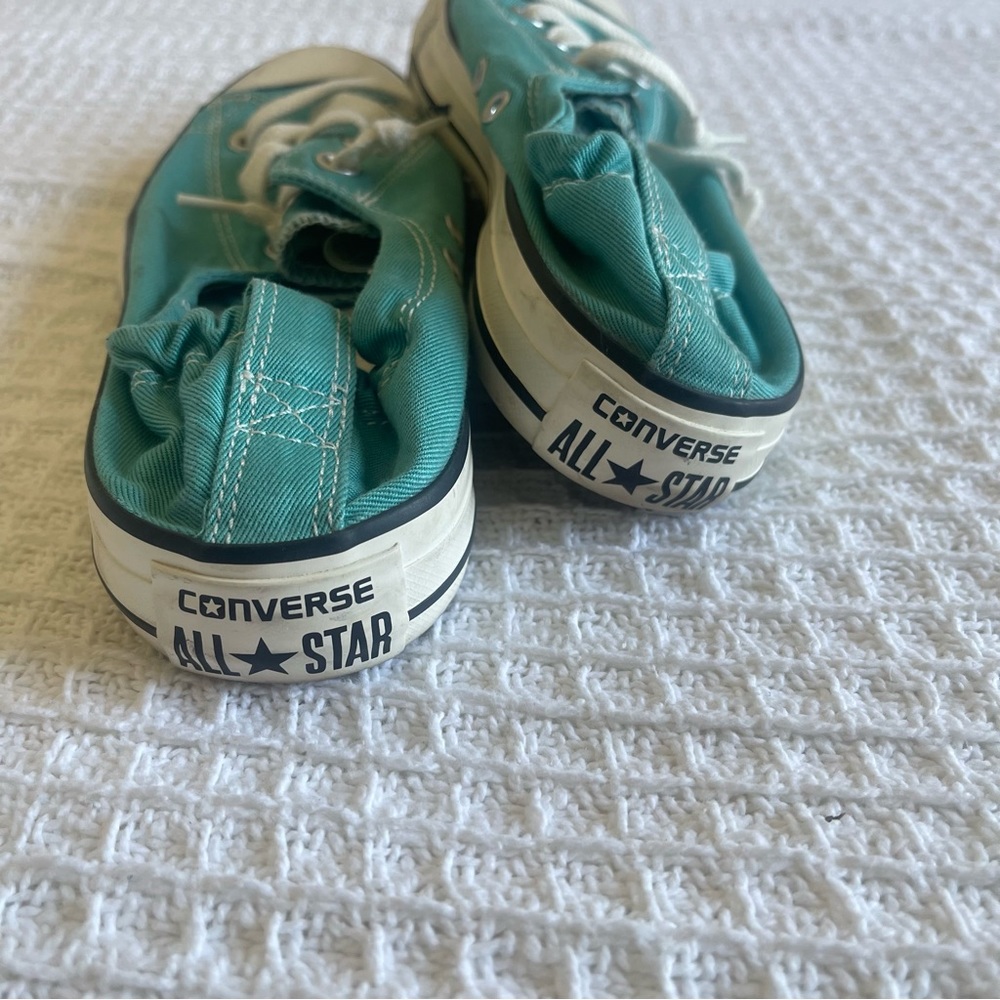 Teal converse size 8